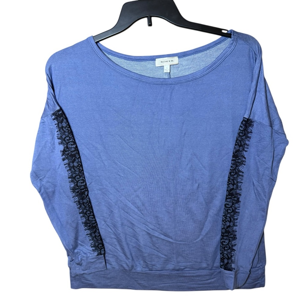 NWOT Hailey & Co. Blue French Terry Lace Trim Long Sleeve Top Lightweight Comfy
